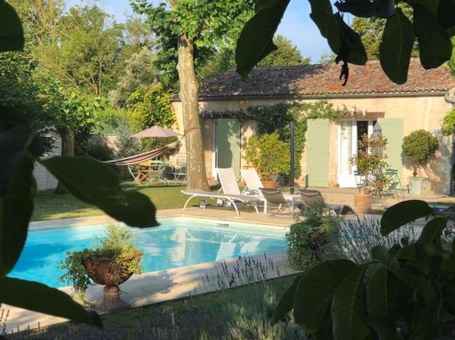 Gite 2-4 Couchages Situe Dans Un Magnifique Jardin Saint-Vivien  Exterior foto